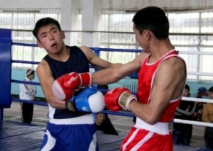 В Бишкеке стартовал турнир по боксу среди студентов 16 вузов